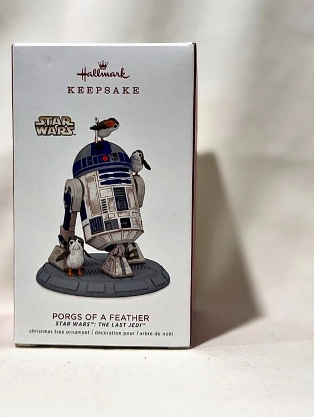Hallmark Keepsake 2018 Star Wars Porgs of a Feather R2-D2 Ornament Boxed